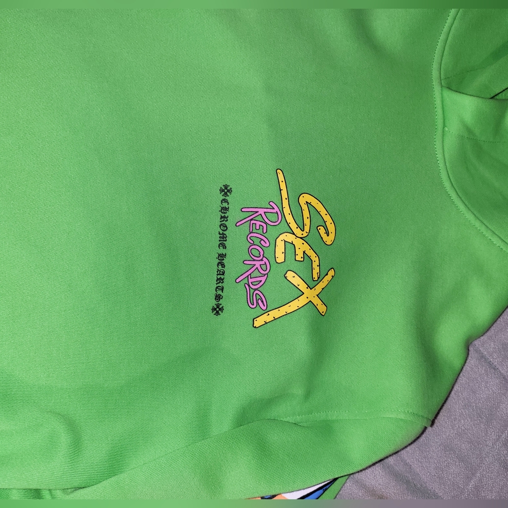 Bright Green Graphic Hoodie Sweatshirt - Men - Picture 2 of 7